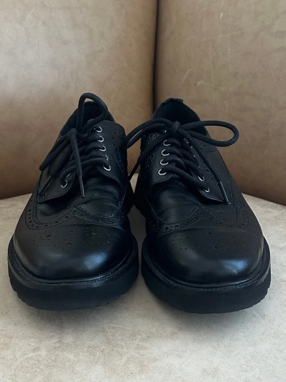 Cole Haan Men's American Classics Leather Longwing Oxford 10 Timeless Business
